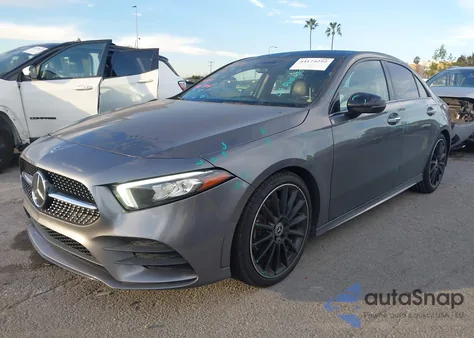 2019 Mercedes-Benz A 220 из США, поврежденный, VIN WDD3G4EB8KW006452